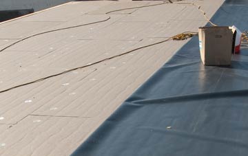 disadvantages of Street Houses flat roof insulation