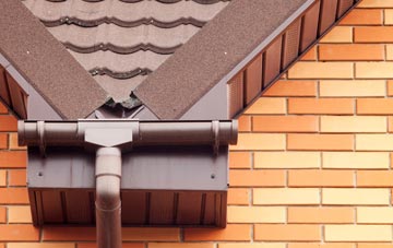 maintaining Street Houses soffits